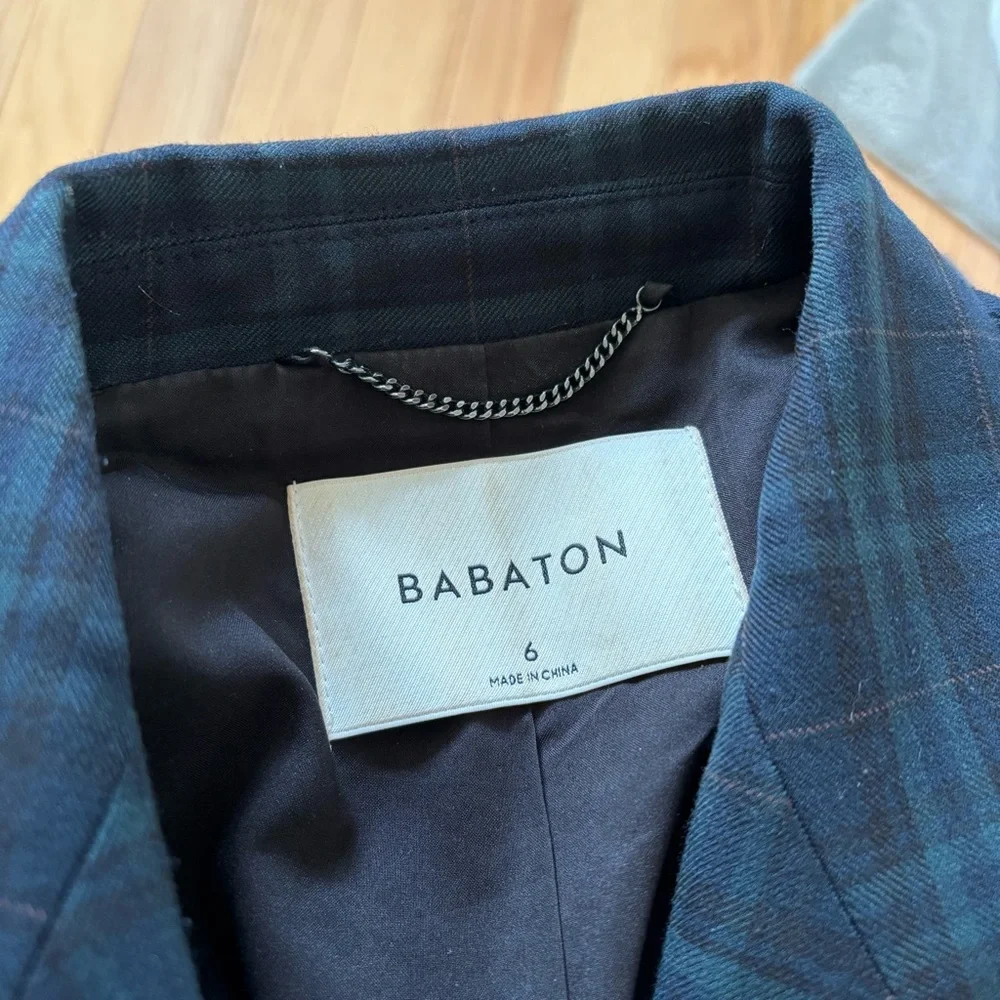 Aritzia Babaton Samuel Double Breasted Navy Everest Green Plaid Blazer Size 6